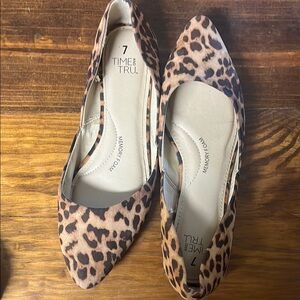 Size 7 Leopard Print Women's Flats
